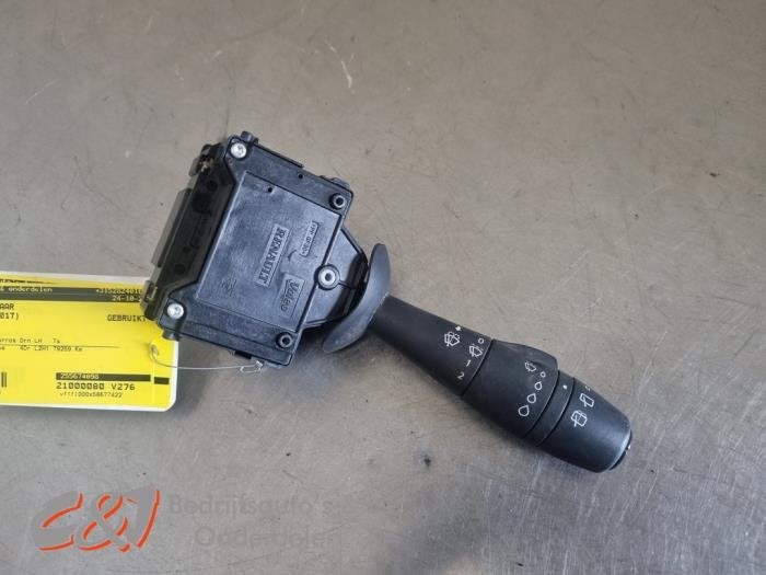 Commutateur essuie-glace d'un Renault Trafic, Renault, -, 3 mois de garantie, Utilisé