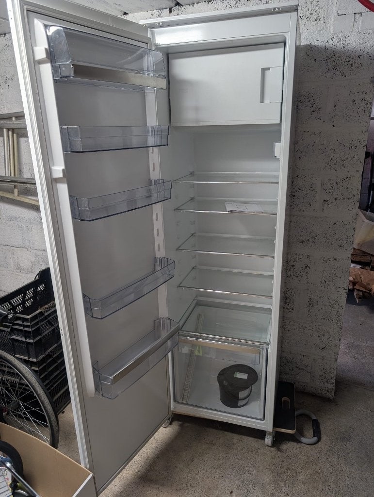 Frigot Encastrable AEG, Electroménager, Classe énergétique A ou plus économe, Avec compartiment congélateur, 160 cm ou plus, Enlèvement
