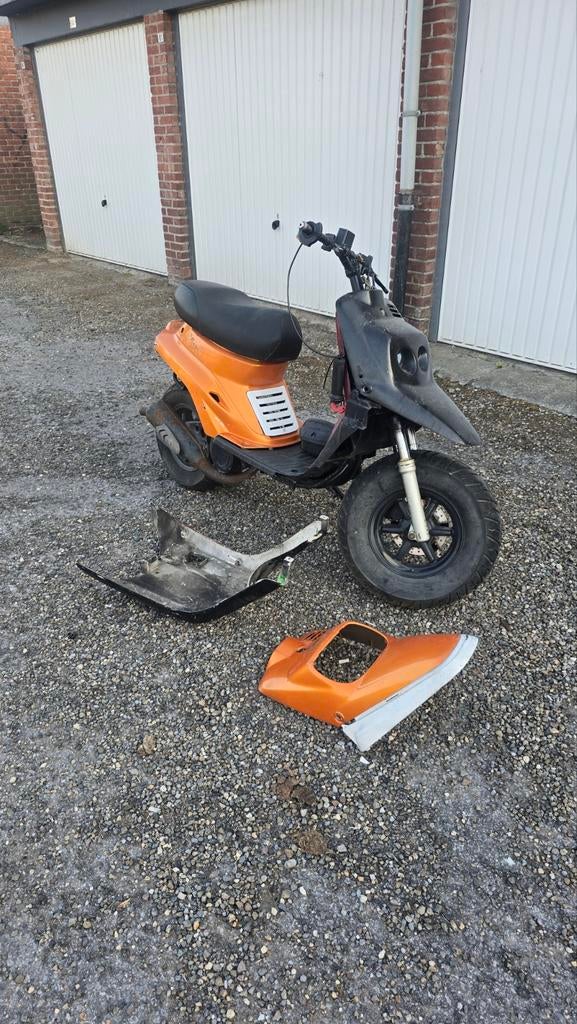 Klasse A-uitwisseling met nitro spitro stuntro zip car, Fietsen en Brommers, Ophalen