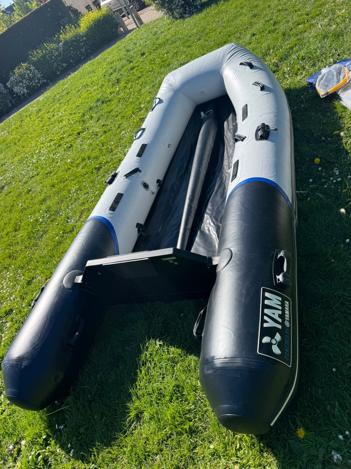 Canot pneumatique (Neuf) Yamaha 340s Moteur Mercury 9.9cv, Sports nautiques & Bateaux, Neuf, Aluminium, Moteur inclus, 10 ch