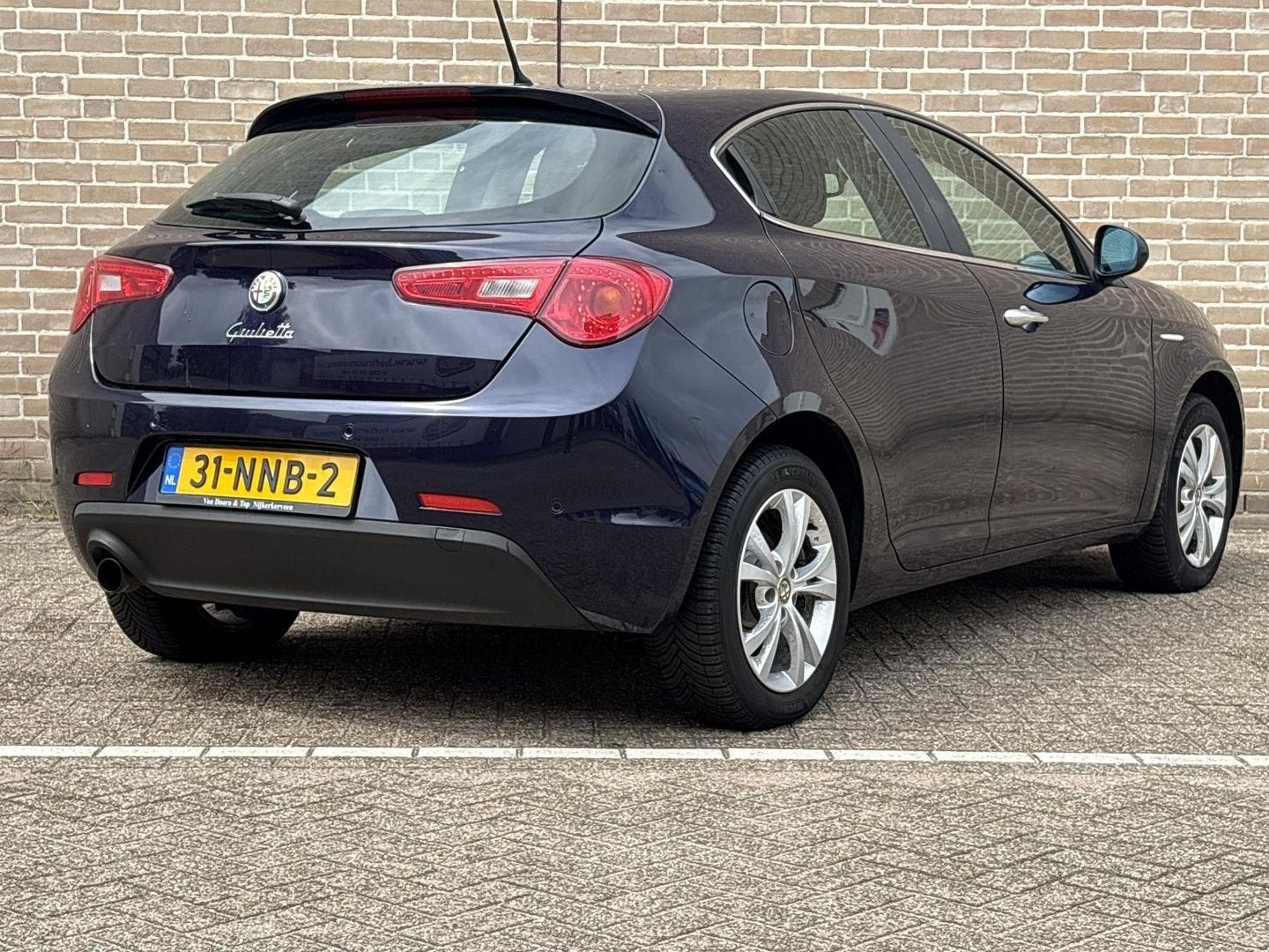 Alfa Romeo Giulietta 1.4 T Distinctive, Blauw, Bedrijf, Start-stop-systeem, Giulietta