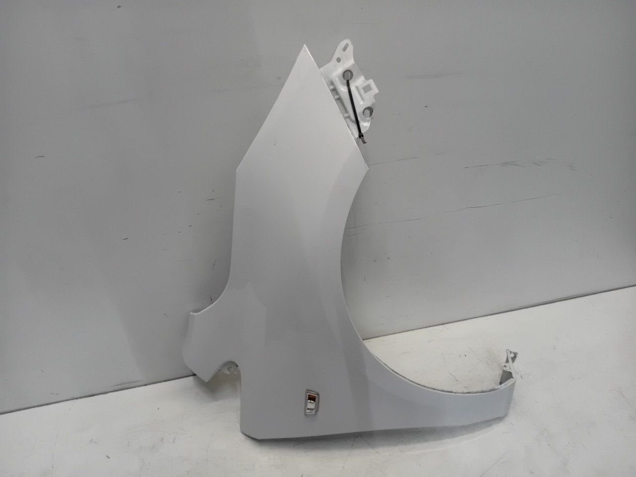 Spatbord rechts voor Opel Corsa, Auto-onderdelen, Onderdelen@venauto.nl, Van der Ven Autorecycling B.V., Gebruikt, Ettenseweg 76, 4706 PB Roosendaal, The Netherlands