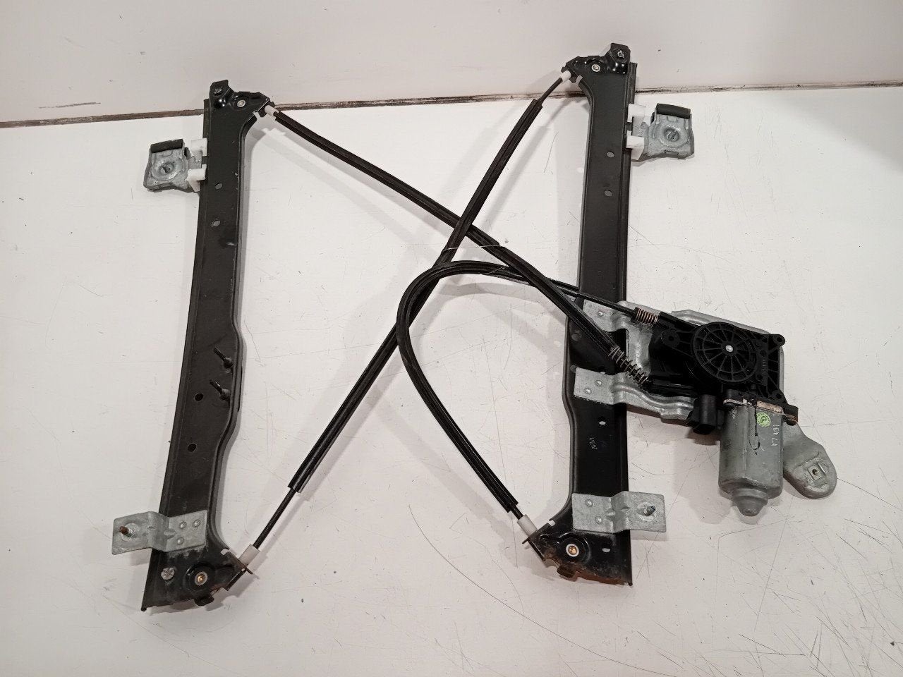Raammechaniek elektrisch links achter GMC Sierra, Onderdelen@venauto.nl, Van der Ven Autorecycling B.V., Gebruikt, Ettenseweg 76, 4706 PB Roosendaal, The Netherlands