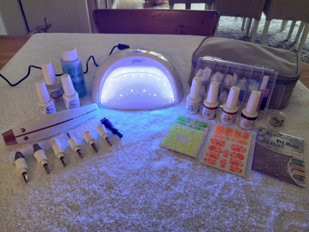 Gelish Manicureset - uitgebreid starterspakket - €120, Kleding | Dames, Ophalen, Zo goed als nieuw