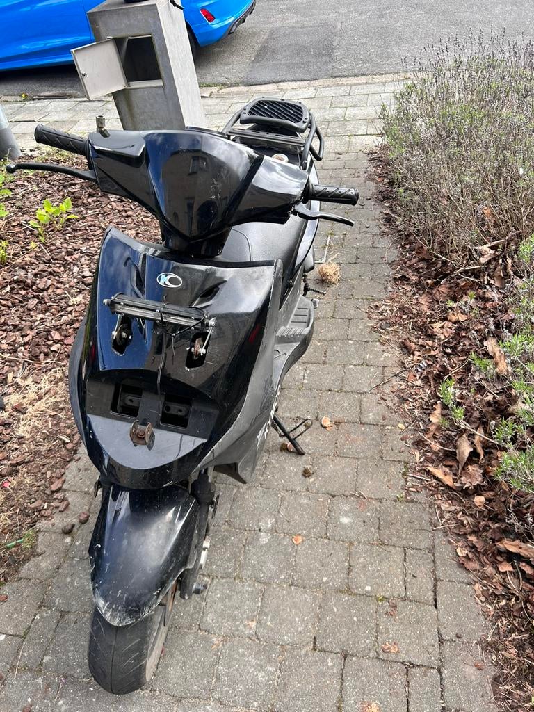 Kymco b klasse, Fietsen en Brommers, Ophalen, Zo goed als nieuw
