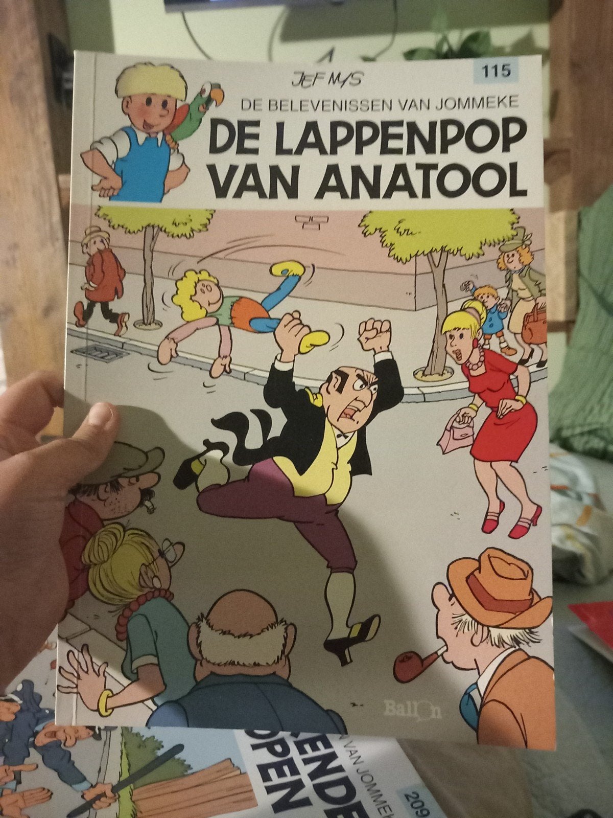 Nys - De lappenpop van Anatool, Ophalen, Nys