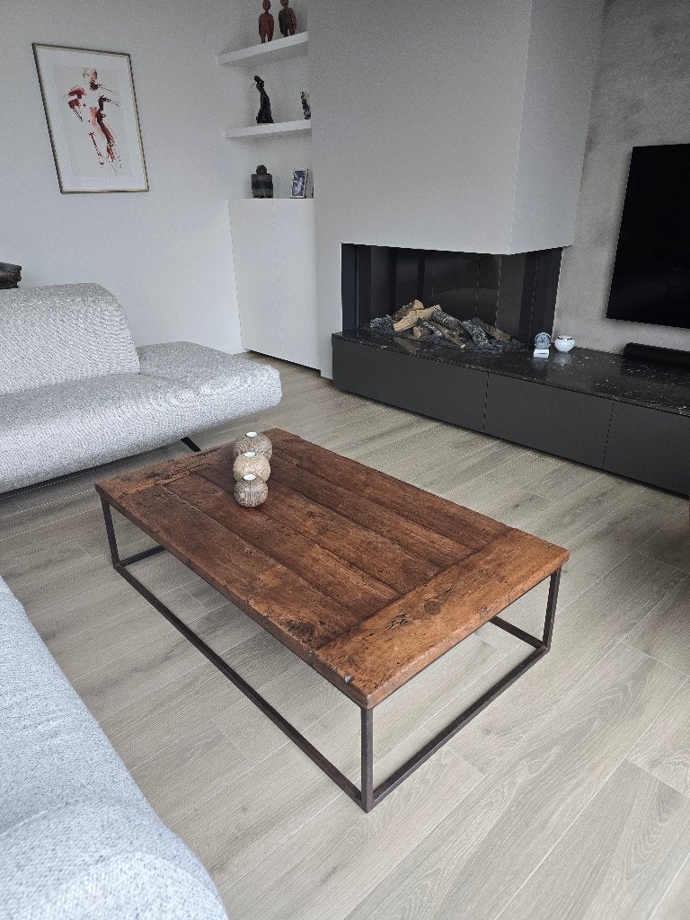 Table basse ancienne en chêne foncé, 100 à 150 cm, Enlèvement, Utilisé, 50 à 100 cm