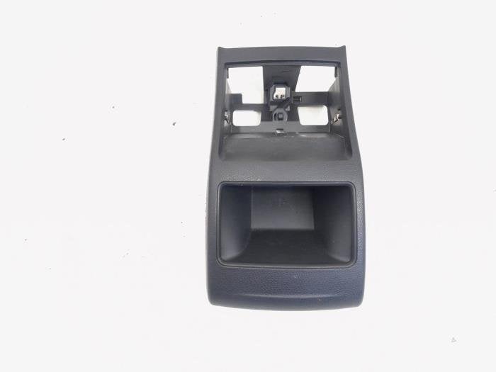 Console centrale d'un Mercedes A-Klasse, 3 mois de garantie, Utilisé, -, -