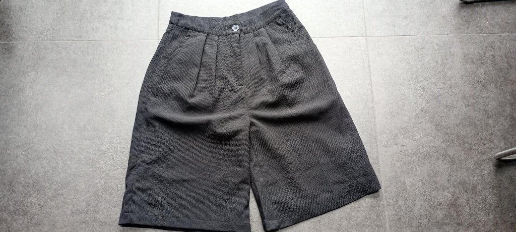 zwarte broek maat small - nieuwstaat, Kort, Zwart, Ophalen of Verzenden, Maat 36 (S)