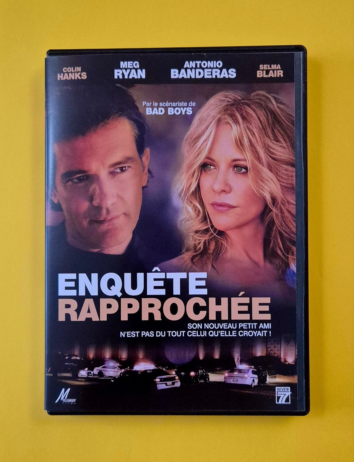 DVD 📀 Enquête rapprochée - Thriller V2, Cd's en Dvd's, Dvd's | Komedie, Actiekomedie, Frans, Alle leeftijden, Ophalen of Verzenden