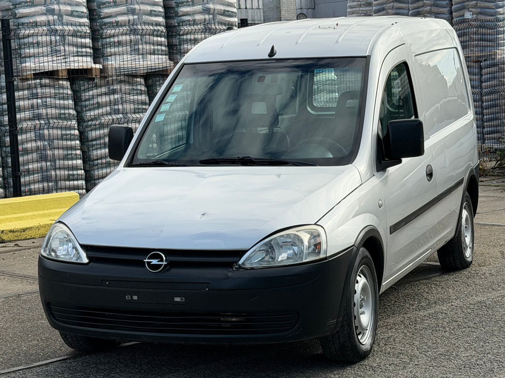 Opel Combo 1.3 CDTI / 1Main - 110 000 Km, Autos, Achat, https://public.car-pass.be/vhr/8b0e34b9-4008-42b9-9aed-2e874ba4bd07, Entreprise