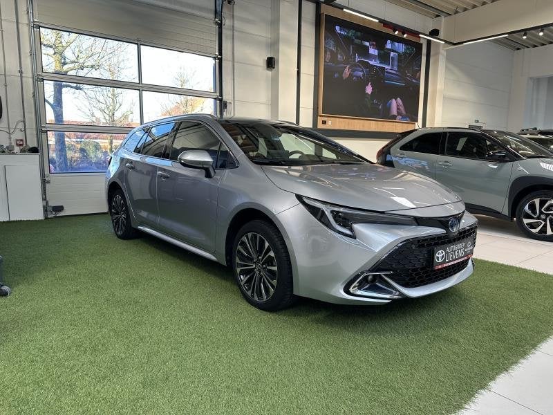 Toyota Corolla 1.8 HYB STYLE + TECH PACK, Autos, Toyota, Achat, 72 kW, 5 portes, Automatique
