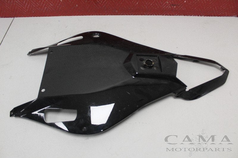 INFERIEUR CARENAGE ARRIÈRE YZF R6 2006-2007 (FZF-R6 2C0), Dhr. S. di Majo, Utilisé, Info@cama-motorparts.nl, P.J. Troelstraweg 8 8
3144 CX  MAASSLUIS, NL