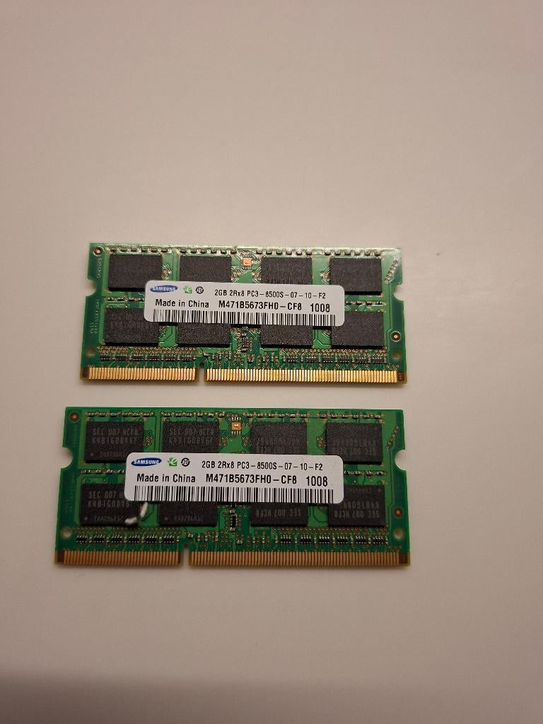 2 Laptop Geheugenmodules 2GB 2Rx8 PC3-8500S, Computers en Software, RAM geheugen, 1.066Mhz, Gebruikt, DDR3, Ophalen of Verzenden