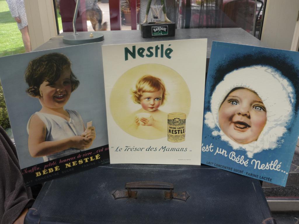 3 cartons publicitaires - Nestlé / Lait pour bébés, Collections, Marques & Objets publicitaires, Envoi