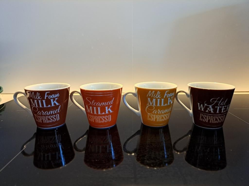4 Tasses à  Expresso, Enlèvement ou Envoi, Comme neuf