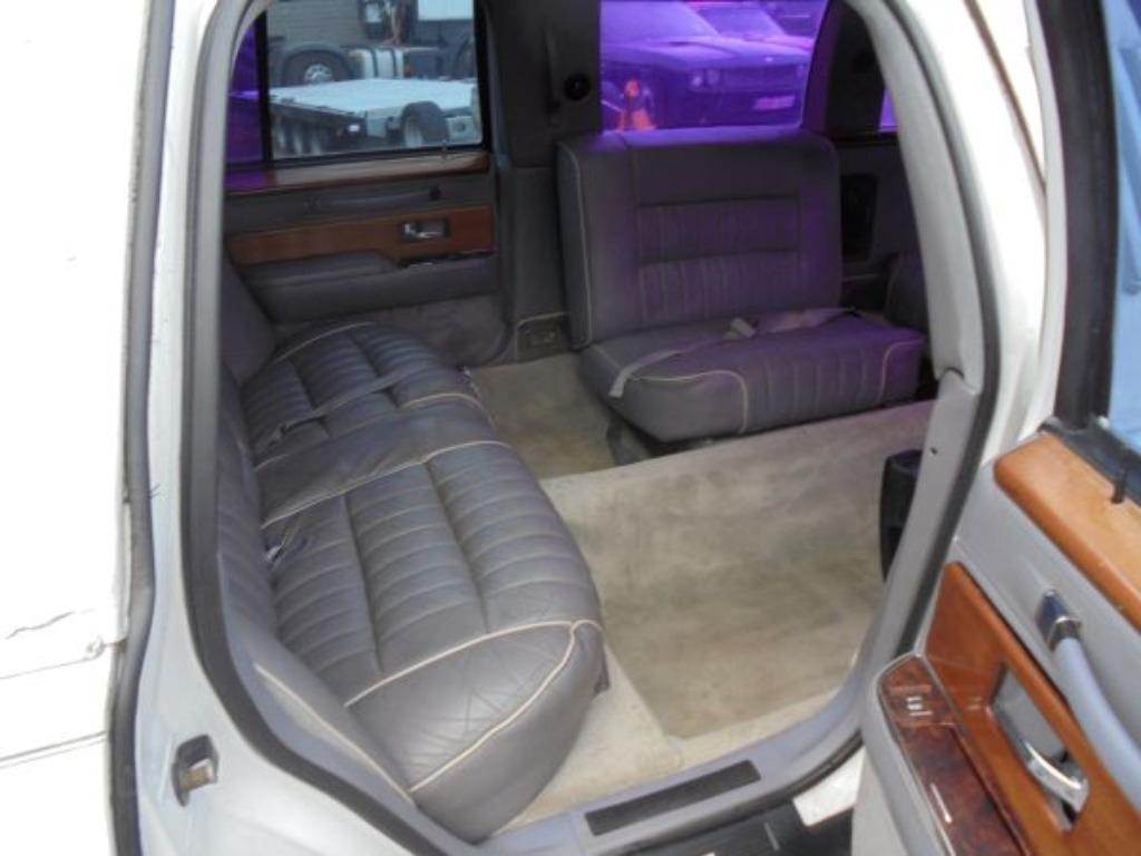 Lincoln Town Car-BJ 1993, foto 8