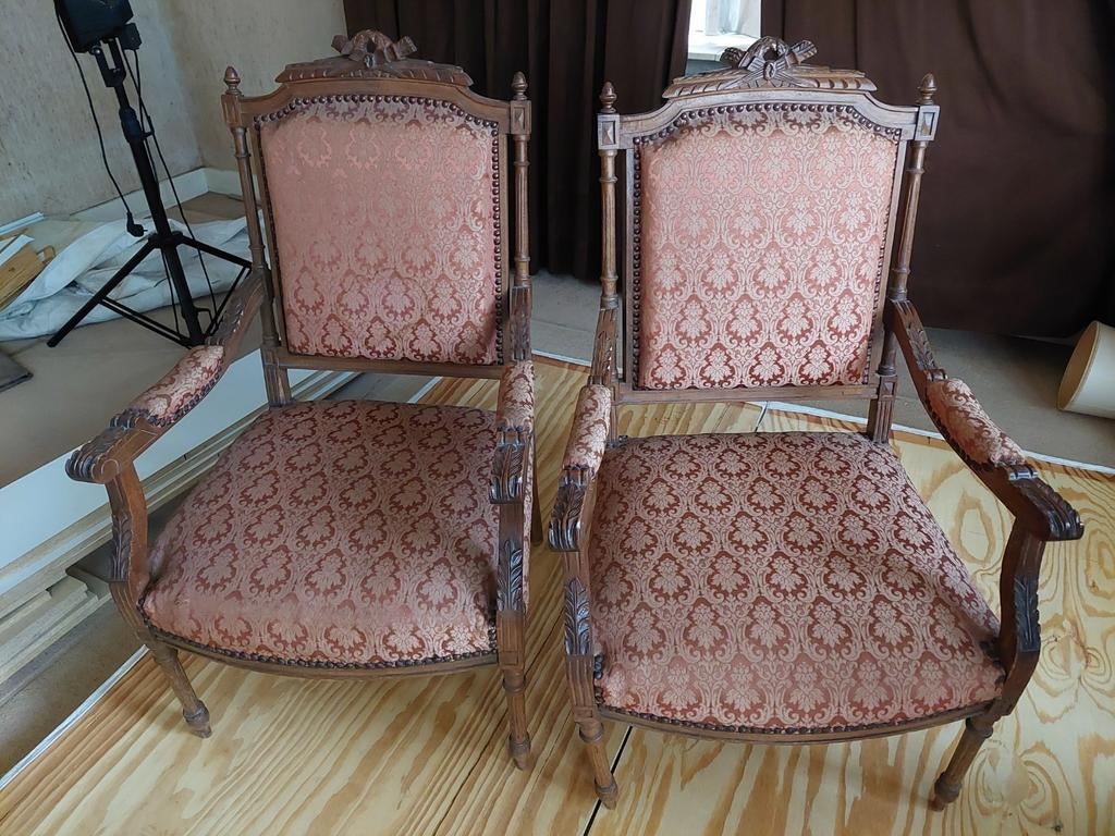Twee armstoelen te restaureren, Antiek en Kunst, Ophalen