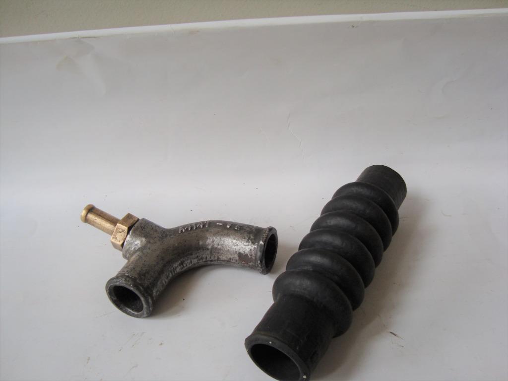 Coude/genou métallique MGA/MGB pour durite de radiateur, Enlèvement ou Envoi, Utilisé, MG
