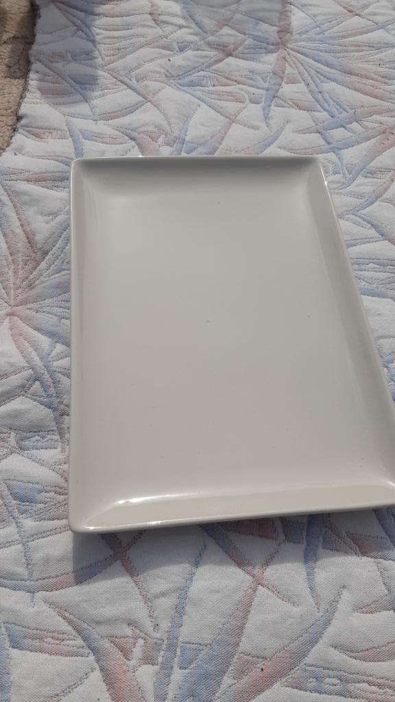 Bordenset te koop, Huis en Inrichting, Keuken | Servies, Ophalen of Verzenden, Zo goed als nieuw, Aardewerk, Bord(en)