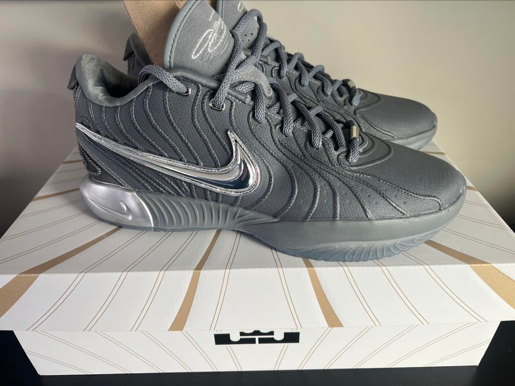 LeBron XXI EP, Ophalen, Zo goed als nieuw