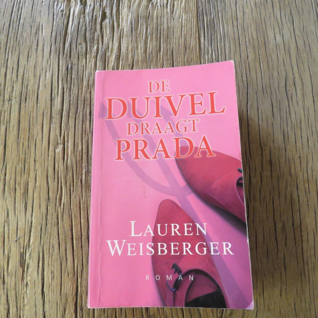 De duivel draagt Prada Lauren Weisberger, Boeken, Romans, Ophalen of Verzenden