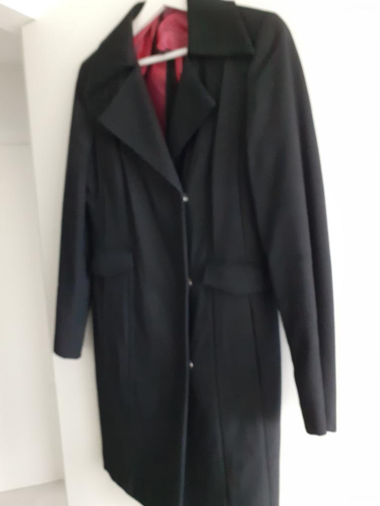 Winterjas gekleed, nieuw, Italiaans merk en maat 42., Ophalen of Verzenden, Nieuw, Maat 38/40 (M), Zwart