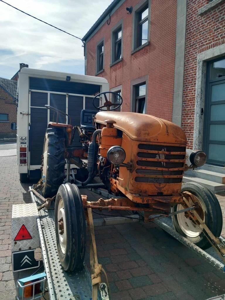 Echange tracteur Renault D16 contre micro tracteur 4x4, Ophalen of Verzenden, Gebruikt, Renault