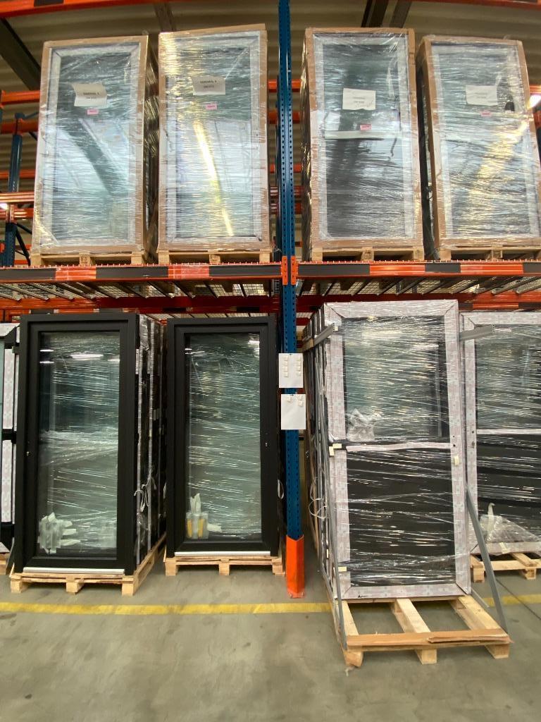 Grootste Ramenmarkt van België en Nederland 5000M² plezier, Kunststof, Raamkozijn, Nieuw, Ophalen of Verzenden