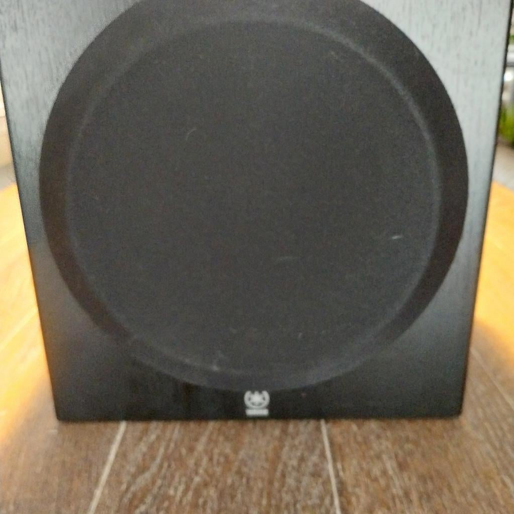 Yahama subwoover / baskast .voor surround, Ophalen, Subwoofer