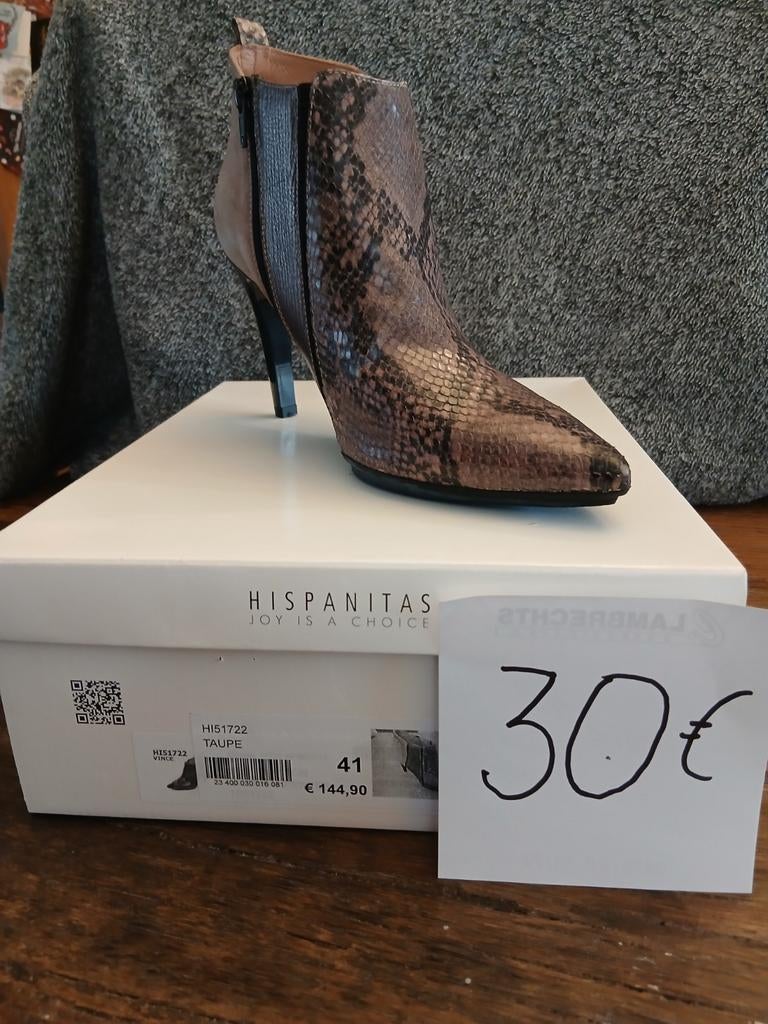 Botjes Hispanitas, Ophalen