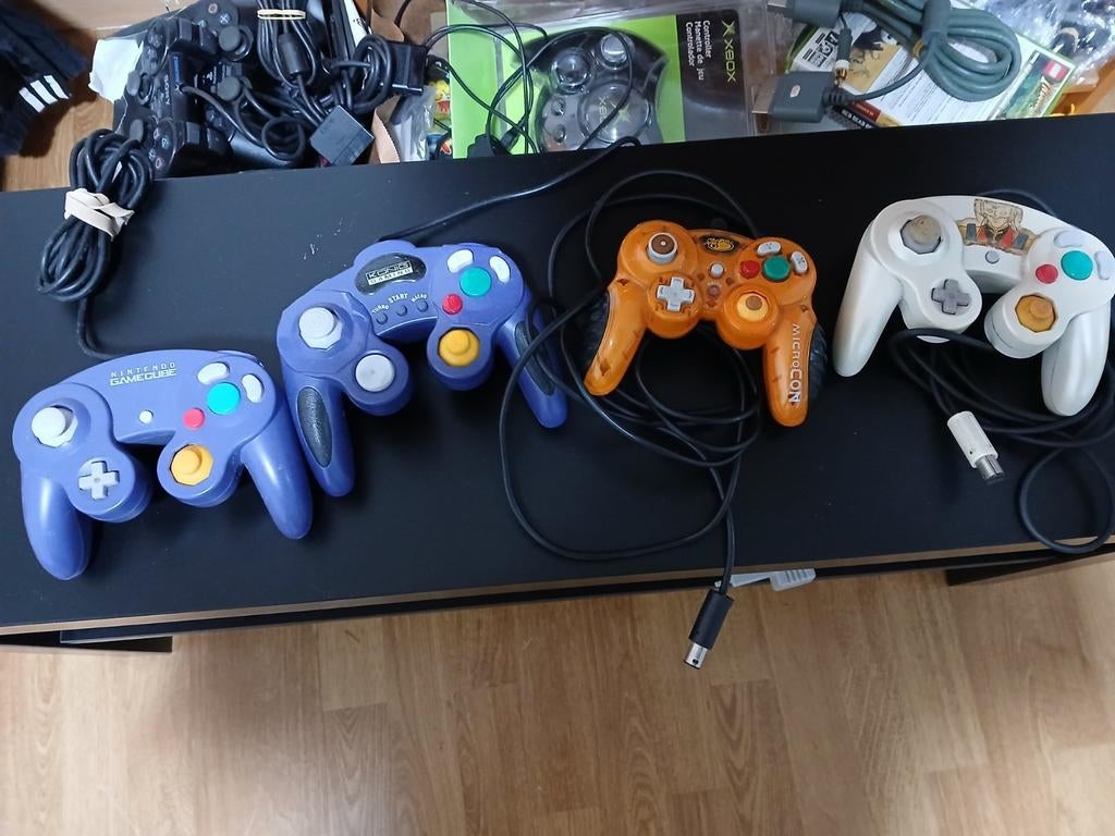 Manettes Gamecube, Consoles de jeu & Jeux vidéo, Enlèvement ou Envoi, Comme neuf