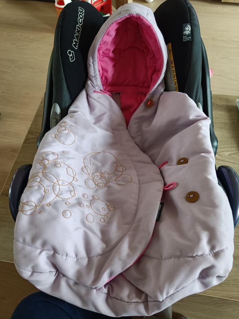 Voetenzak van Maxi Cosi roze, Enlèvement