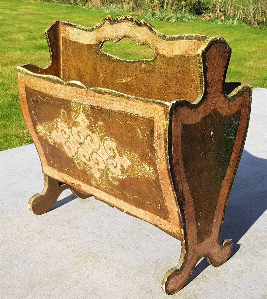 Très ancien porte-journaux en bois peint style florentin, Maison & Meubles, Accessoires pour la Maison | Porte-journaux & Porte-revues