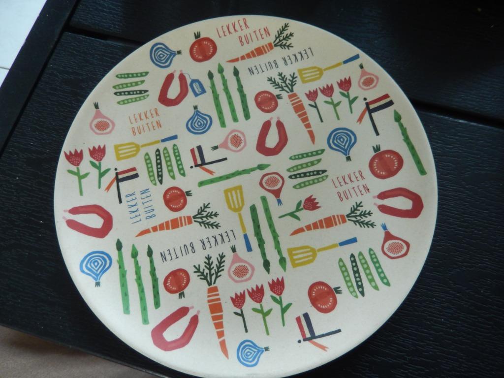 Plastic bord: Lekker buiten, Ophalen, Gebruikt