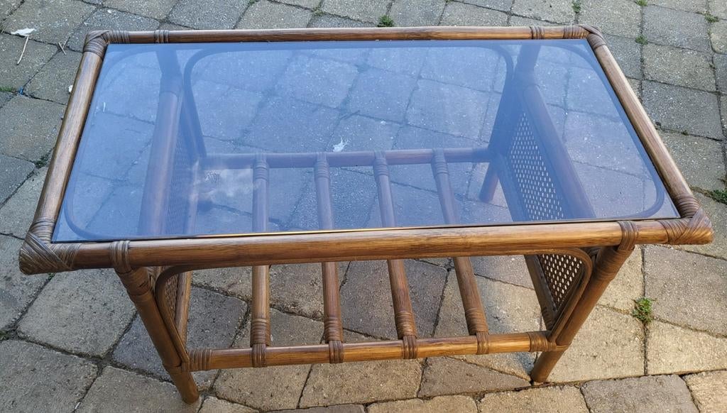 Rotan tafel, Enlèvement, Utilisé