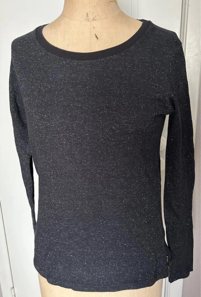 Trui maison scotch, Envoi