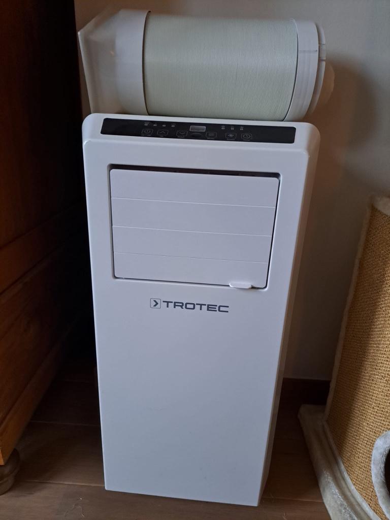 Mobiele airco goed voor de warme dagen!!, Ophalen, Minder dan 60 m³, Zo goed als nieuw, Koelen en Ontvochtigen