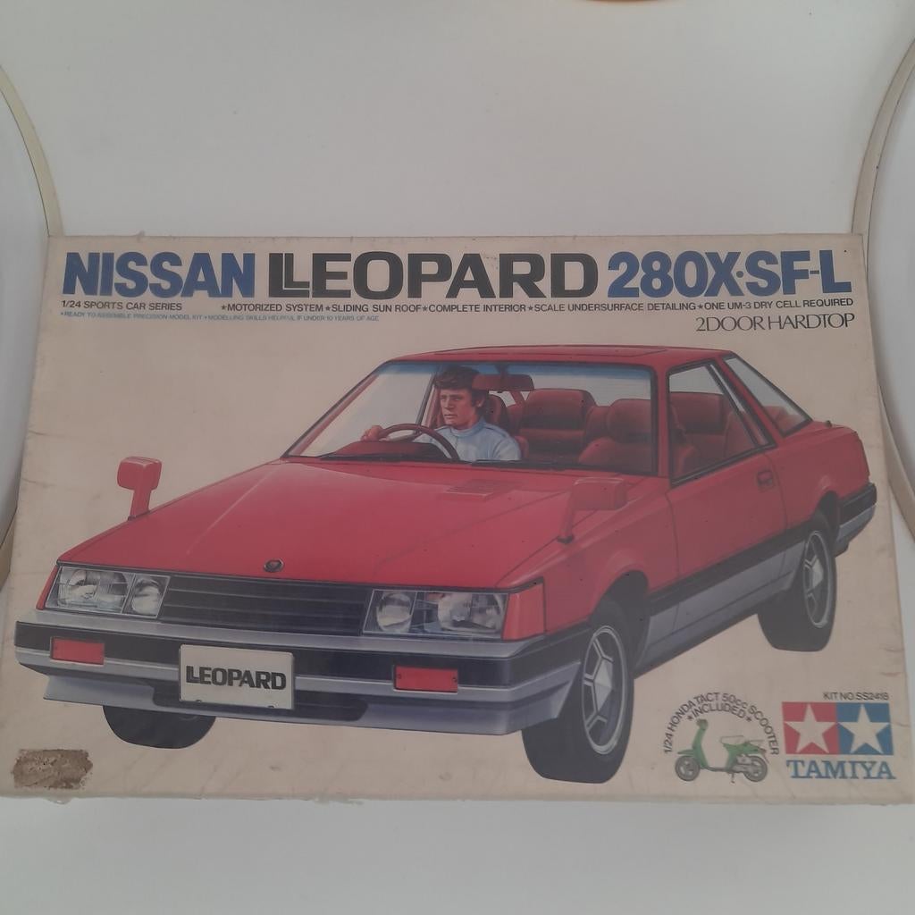 TAMIYA kit 1/24: NISSAN LEOPARD 280 X-SF-L 2drs H.T.*VINTAGE, Ophalen, Auto, Groter dan 1:32, Nieuw