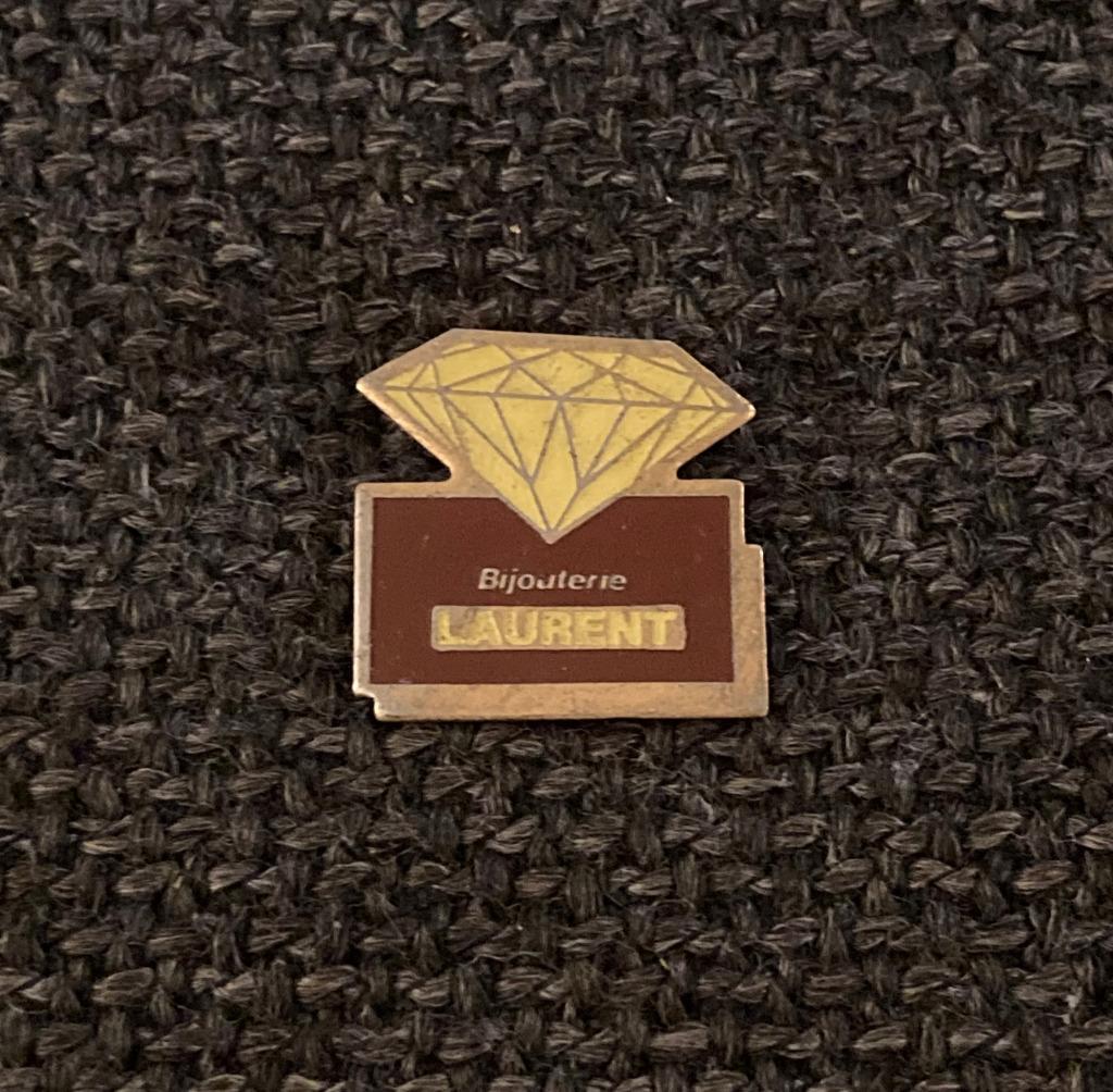 PIN - BIJOUTERIE LAURENT, Envoi, Utilisé, Autres sujets/thèmes, Insigne ou Pin's