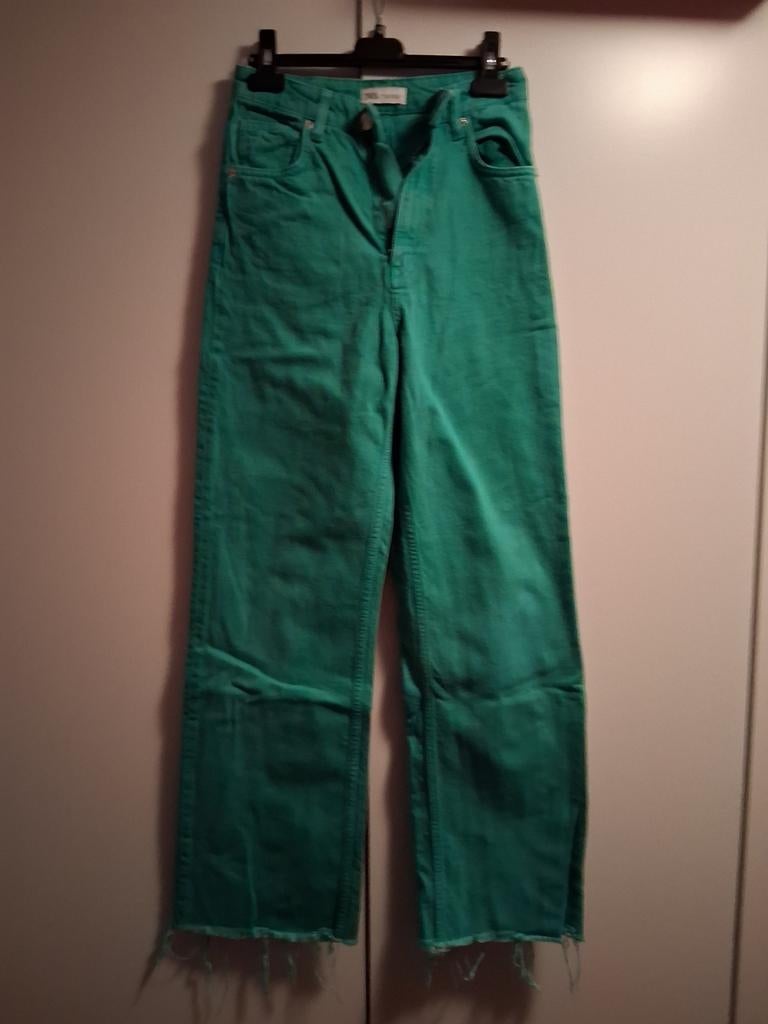 Zara groen, Overige kleuren, Zara, Overige jeansmaten, Ophalen of Verzenden