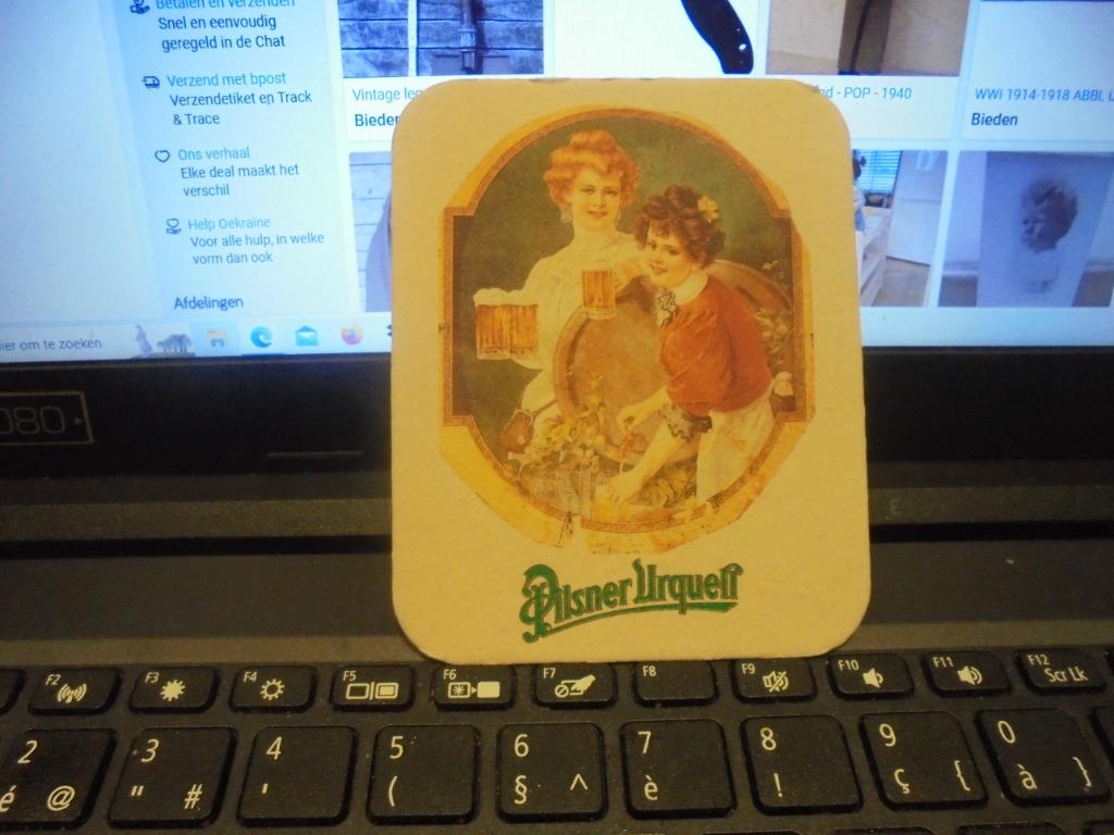 Pilsner Urquell, Verzamelen, Ophalen of Verzenden, Zo goed als nieuw, Viltje(s)