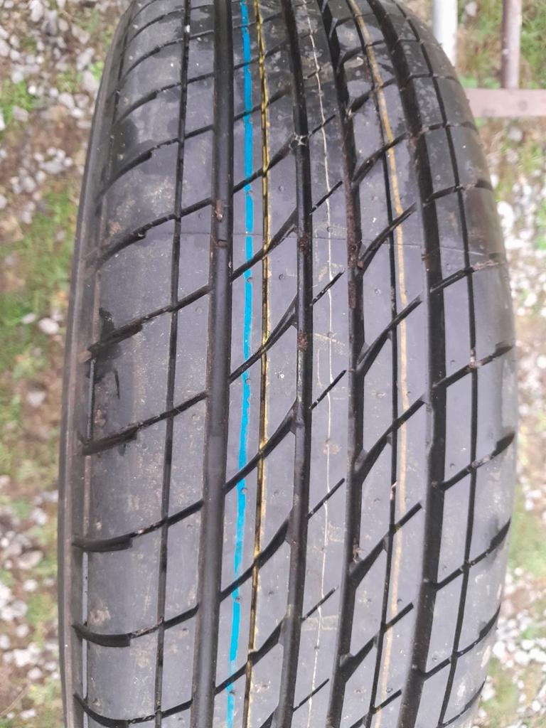 Nieuw wiel. 4x100. 175/65/14 Nissan., Neuf, 14 pouces, Pneus et Jantes, 175 mm