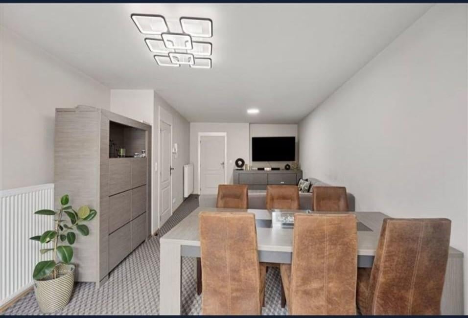 322000€ à vendre dans le centre d'Alost avec parking, Immo, Maisons à vendre, Province de Flandre-Orientale, Jusqu'à 200 m², Appartement