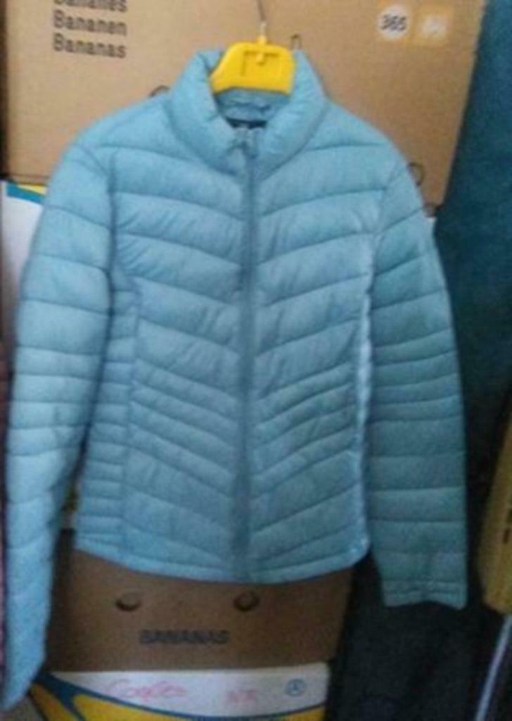 zeegroene donsjas XS nooit gedragen, Ophalen of Verzenden, Zo goed als nieuw, Maat 34 (XS) of kleiner, C&A