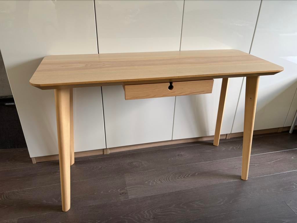 Bureau IKEA LISABO, Enlèvement, Comme neuf