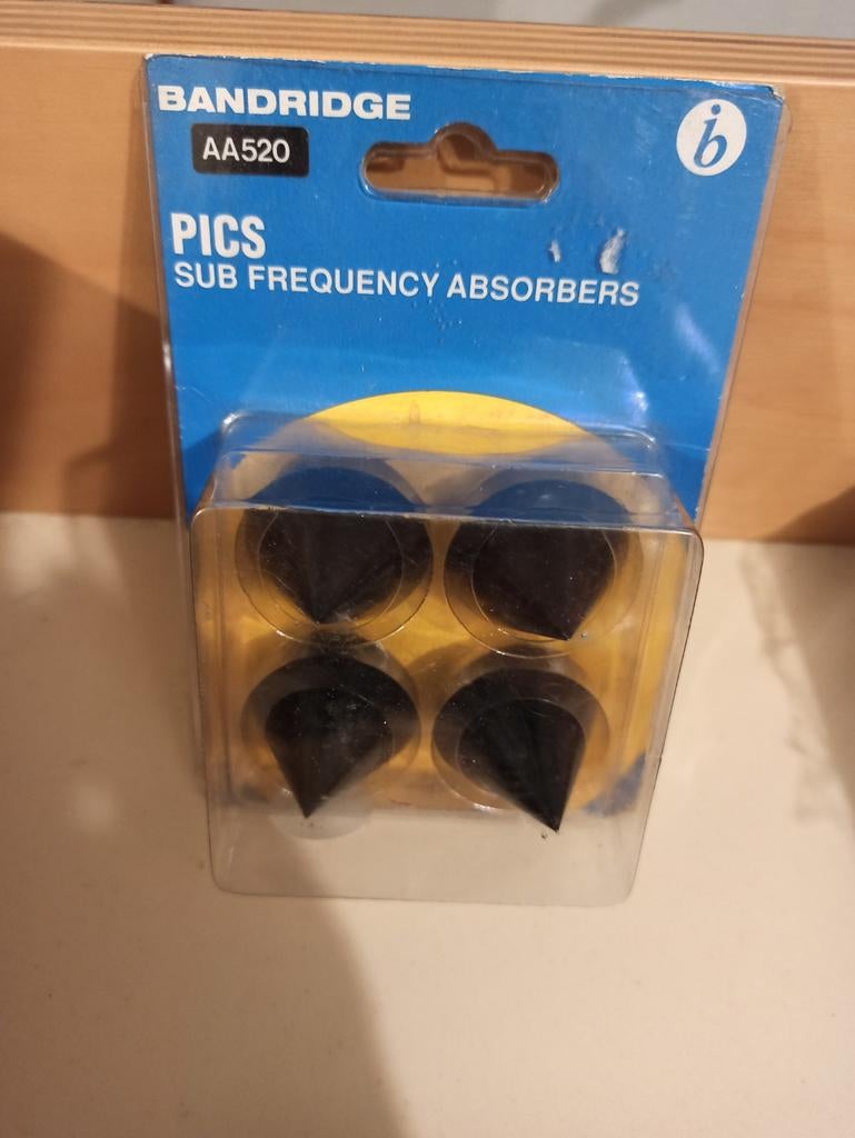 Pieds anti vibrations Bandridge AA520, Musique & Instruments, Pieds, Enlèvement ou Envoi, Comme neuf, Pied pour instrument, Autres instruments