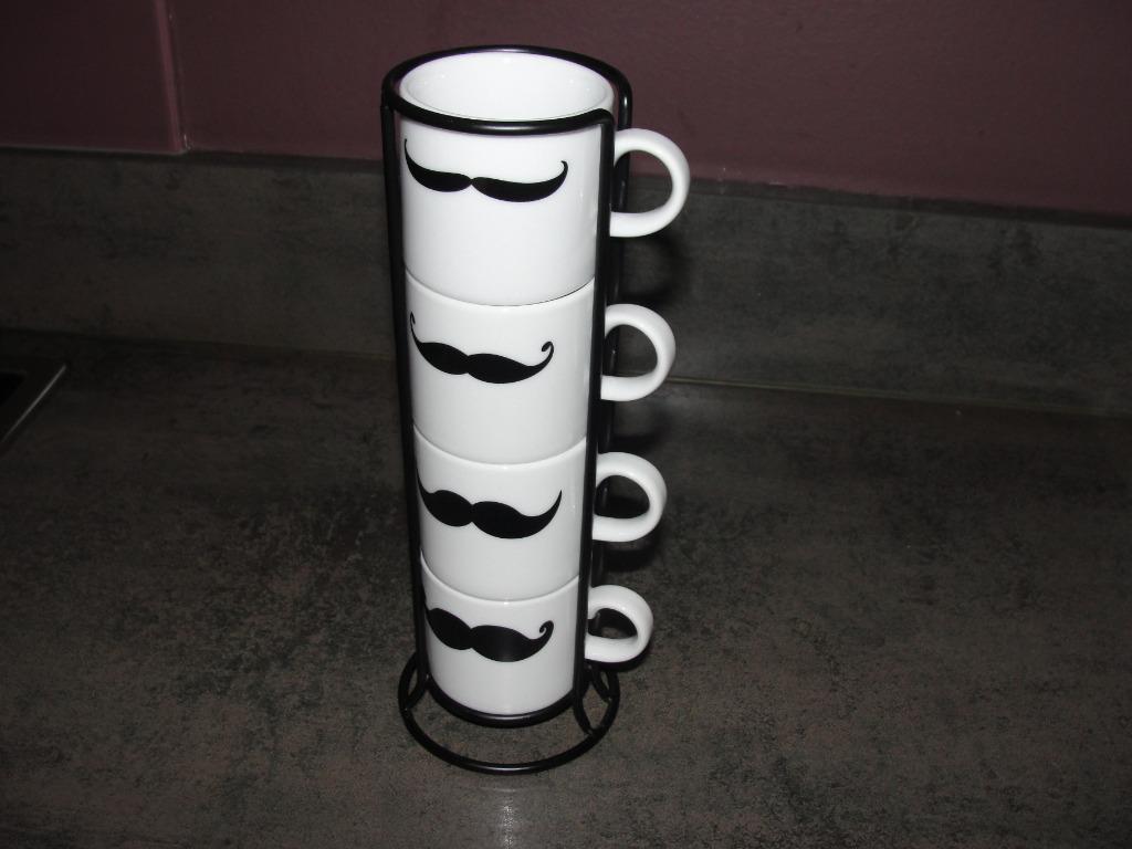 4 Leuke espresso kopjes in houder., Huis en Inrichting, Overige materialen, Nieuw, Ophalen of Verzenden, Overige stijlen