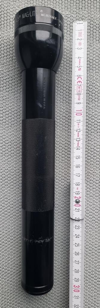 Maglite zaklamp 30 cm, Enlèvement