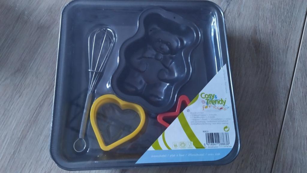 Neuf - kit patisserie pour enfant COSY TRENDY, Enlèvement ou Envoi